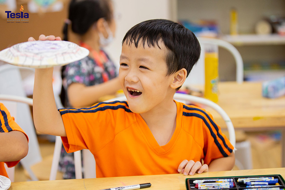 Tesla Summer Camp - Explore the Mysterious Universe