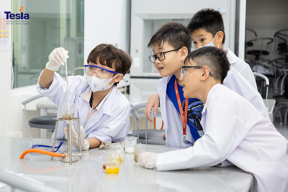 Learning through experience - Learning beyond the books